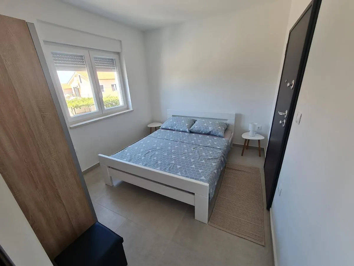 Apartments A Pula 0*,  Croatia